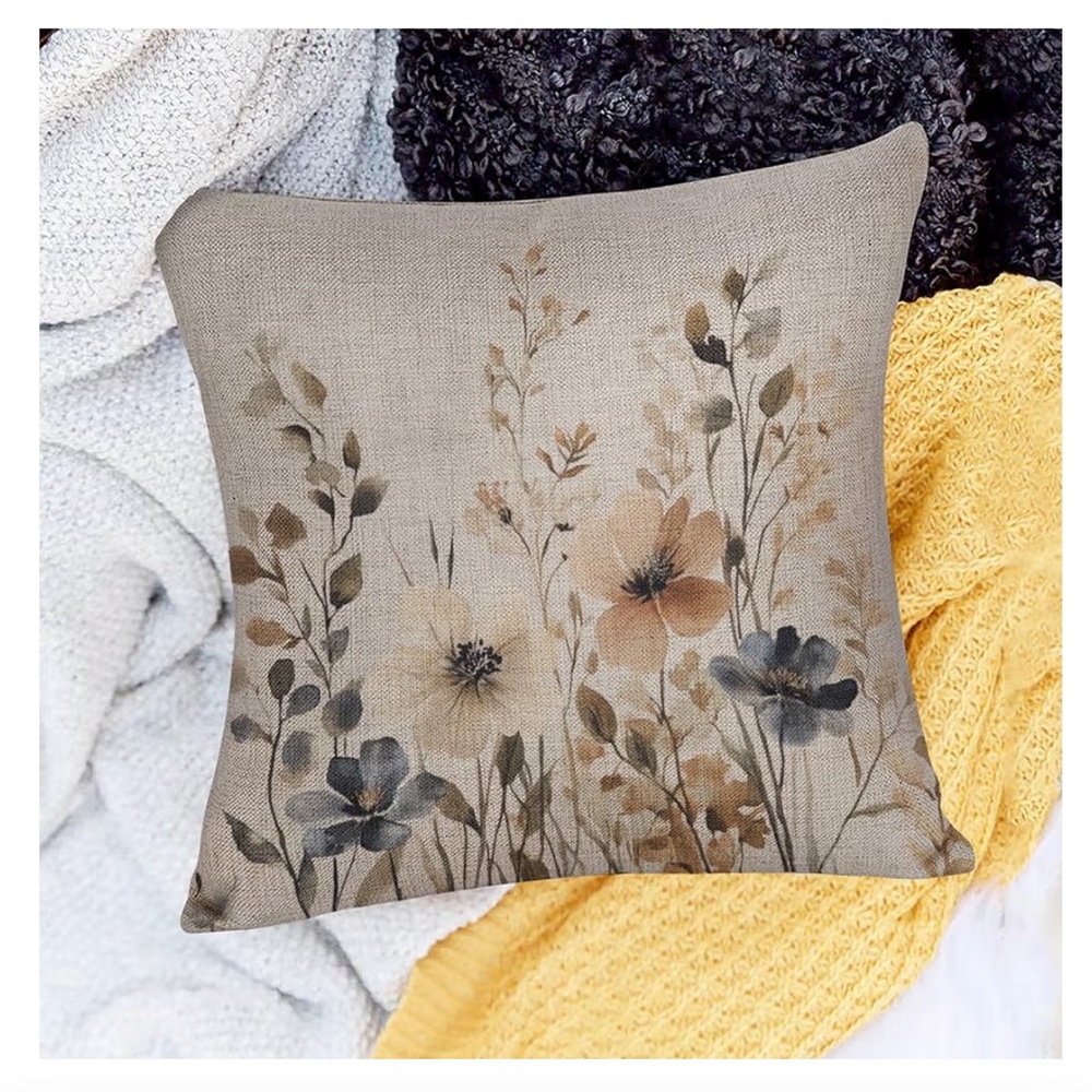 NWOT 1pc Floral Watercolor Linen Decorative Throw Pillow Cover (18”W x 18”L)